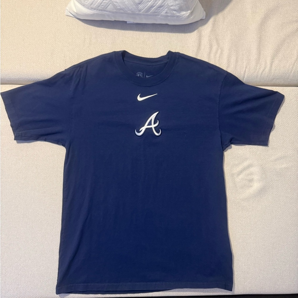 Nike Men's Navy Blue Short Sleeve Tee